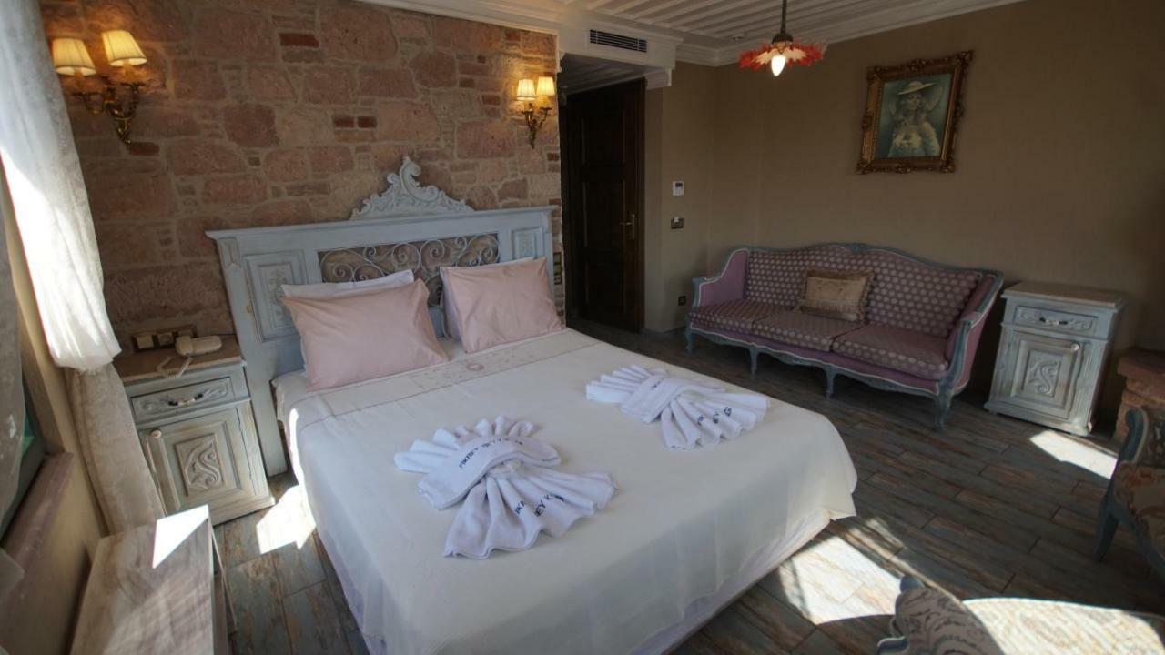 Fikretbey Konagi Hotel Ayvalik Exterior photo