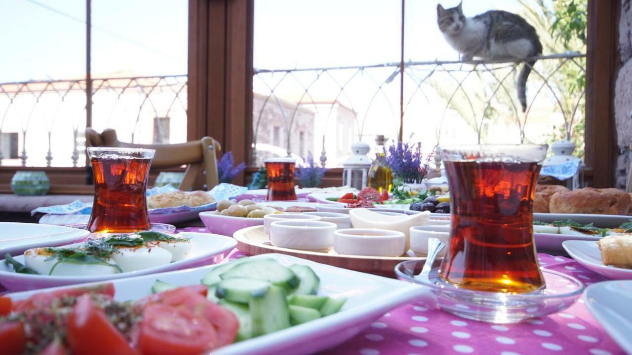 Fikretbey Konagi Hotel Ayvalik Exterior photo